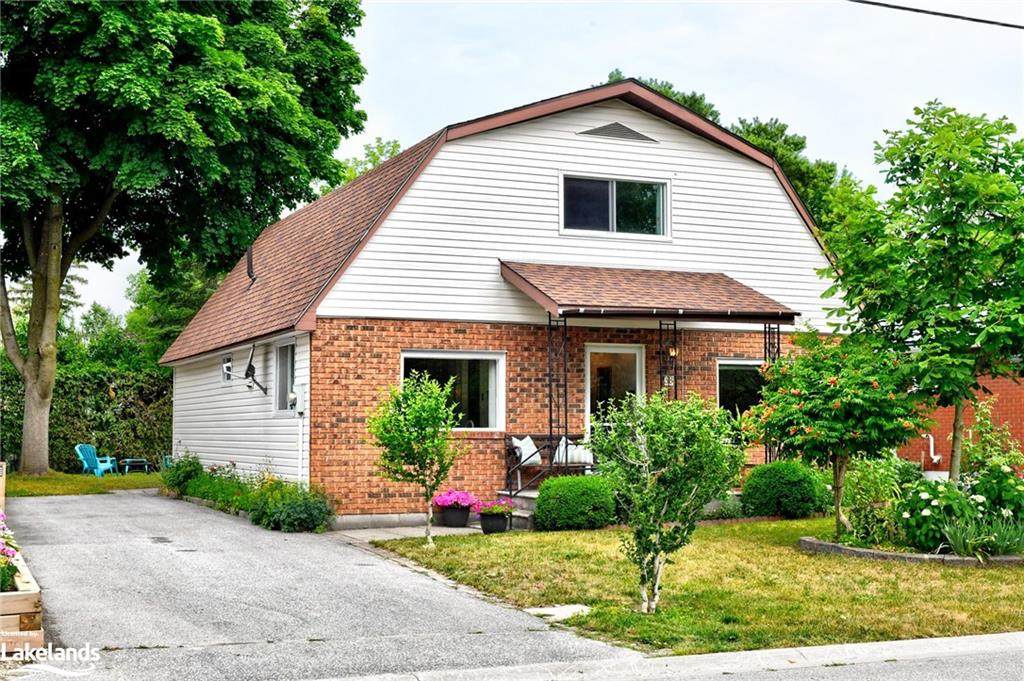 38 68th Street - Photo 1