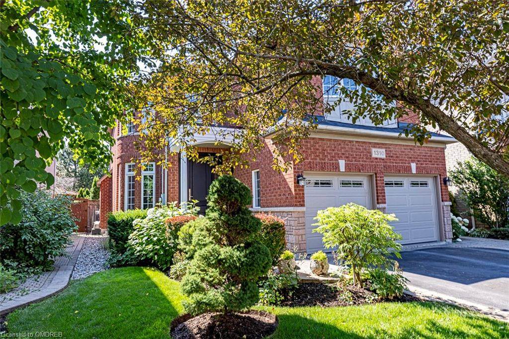 1310 Waubanoka Way - Photo 1