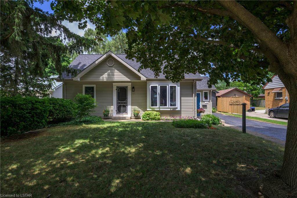 112 Selkirk Street - Photo 1