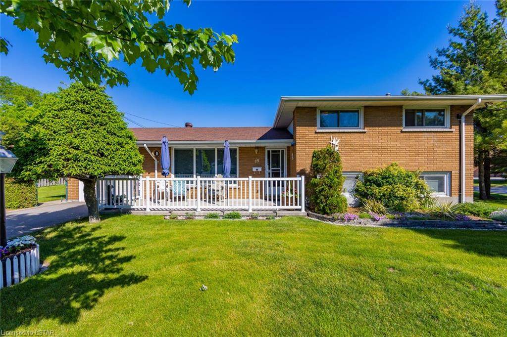 15 Almond Road - Photo 1
