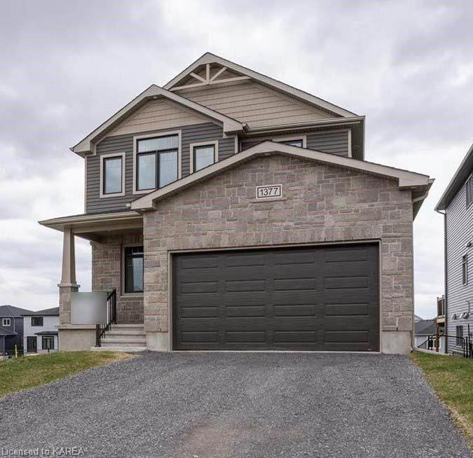 1377 Woodfield Crescent - Photo 1