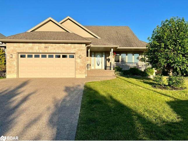 883 Maplewood Drive - Photo 1