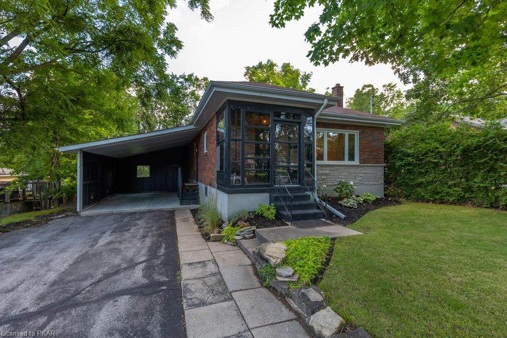 84 Strickland Street - Photo 1