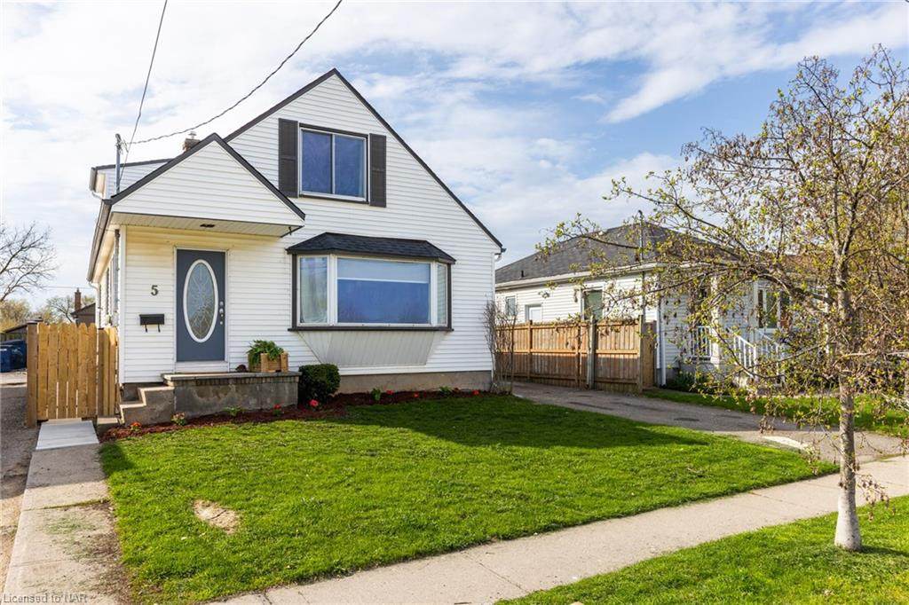 5 Grapeview Drive - Photo 1