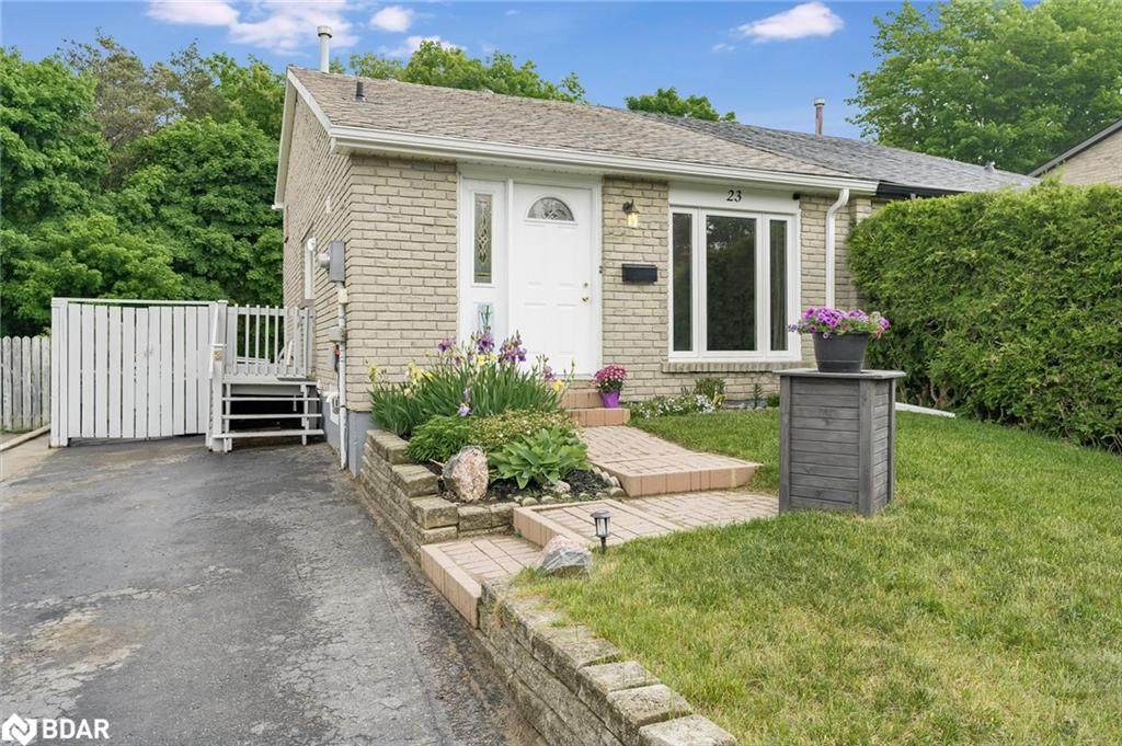 23 Scott Crescent - Photo 1
