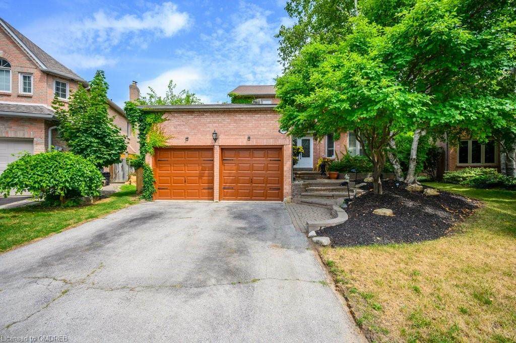 1565 Flamborough Circle - Photo 1