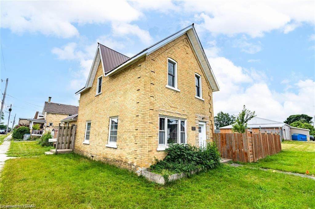 243 Warwick Street - Photo 1