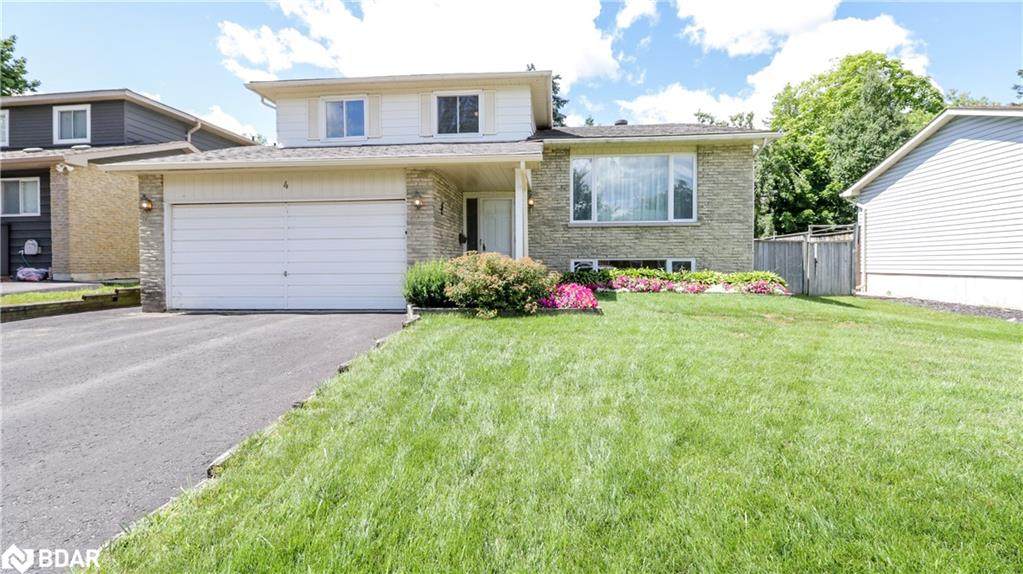 4 Chieftain Crescent - Photo 1