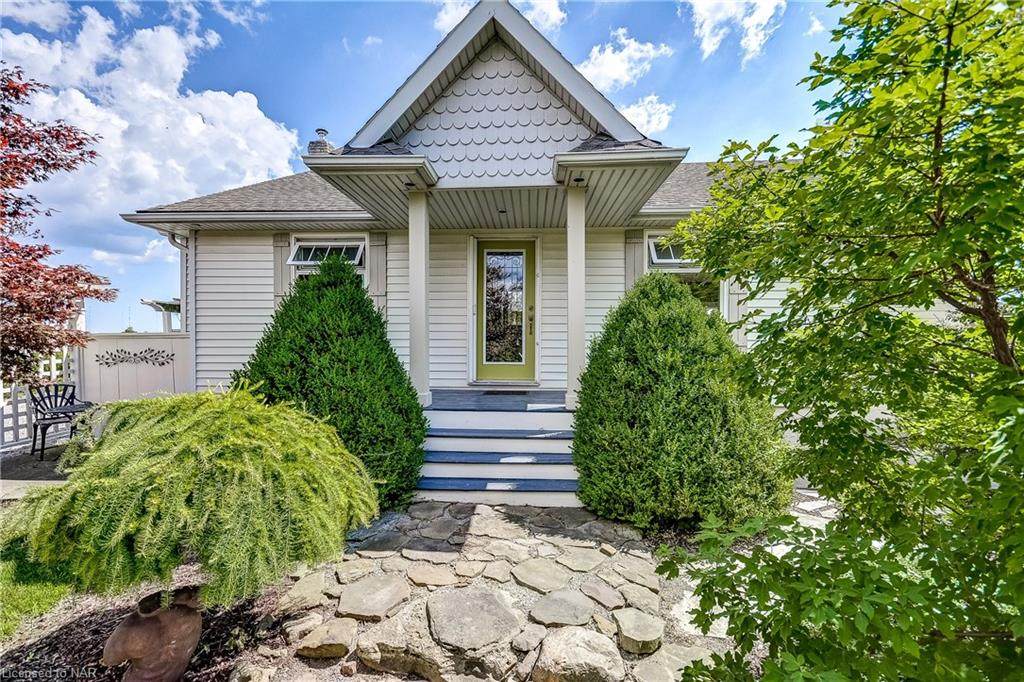 4440 John Street - Photo 1
