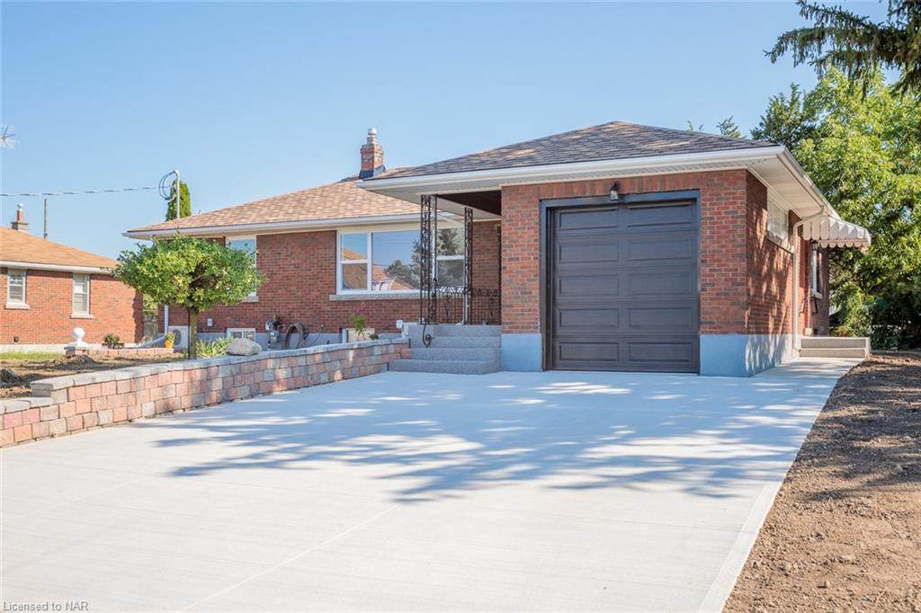 2 Foley Crescent - Photo 1