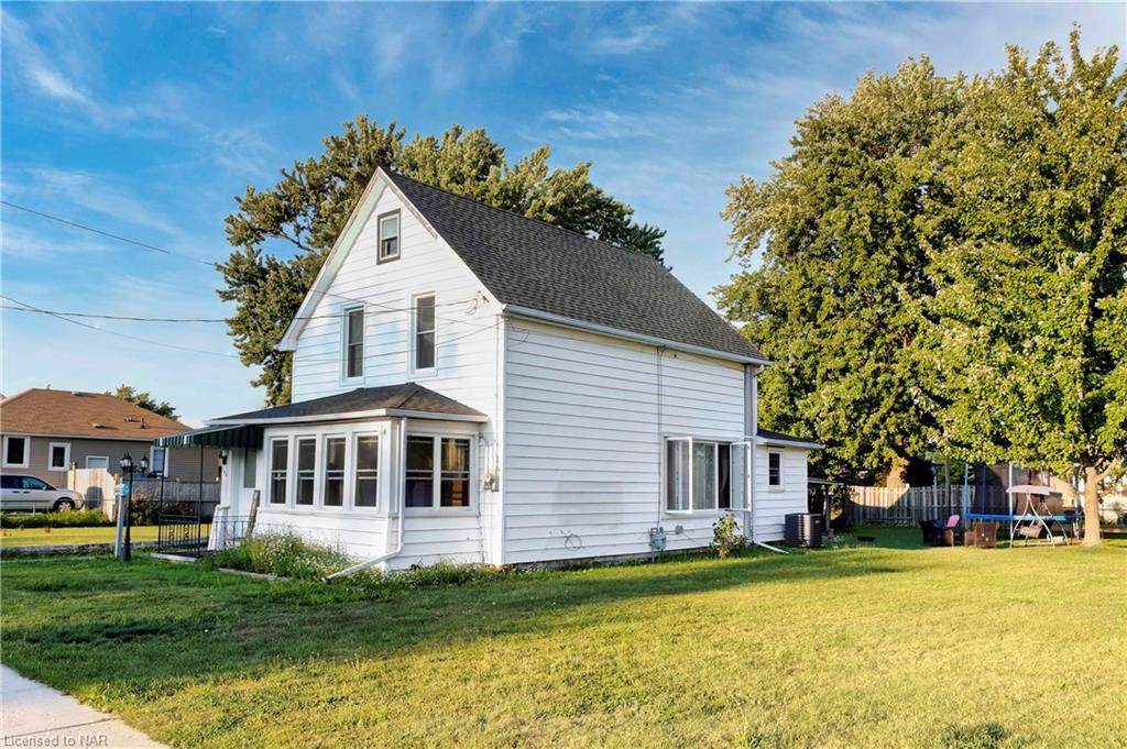 197 Humboldt Parkway - Photo 1
