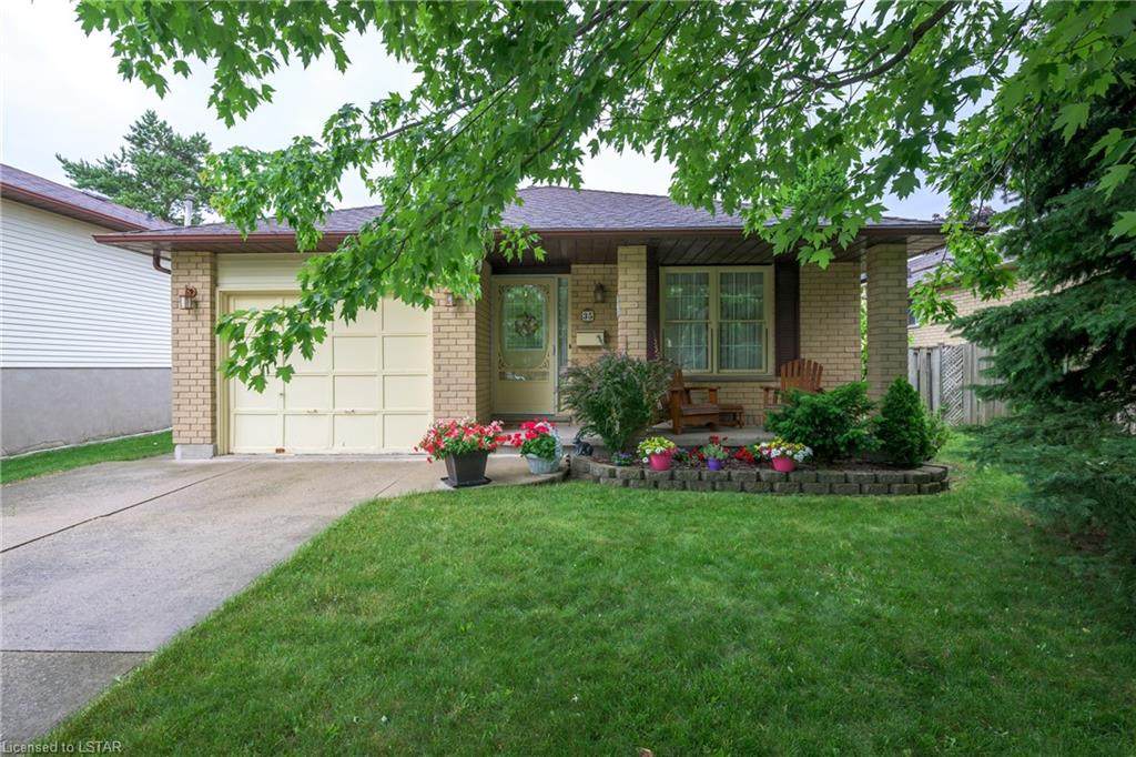35 Blanchard Crescent - Photo 1