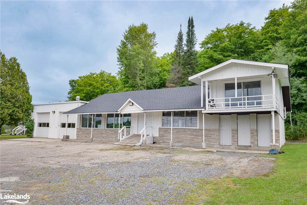 949 Raymond Road - Photo 1