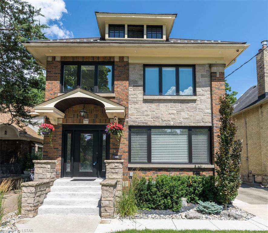 942 Wellington Street - Photo 1