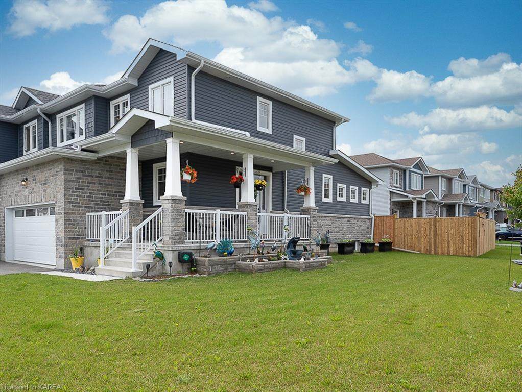 103 Hazlett Street - Photo 1