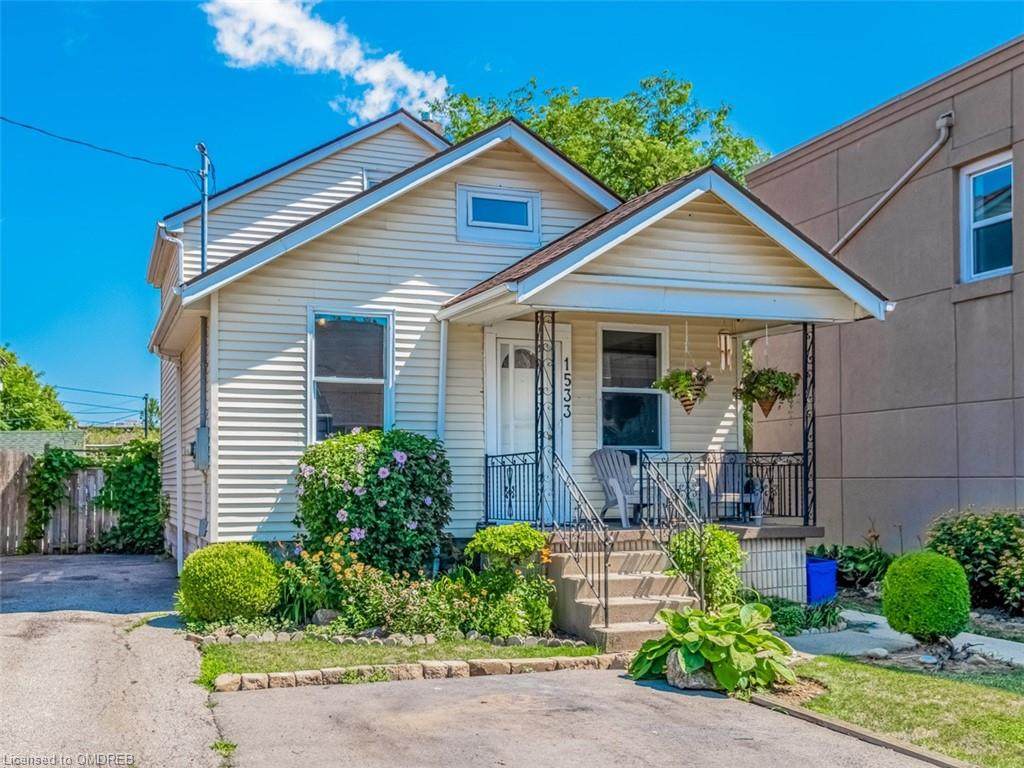 1533 Main Street - Photo 1