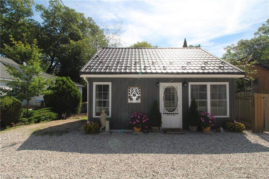 26 Warwick Avenue - Photo 1