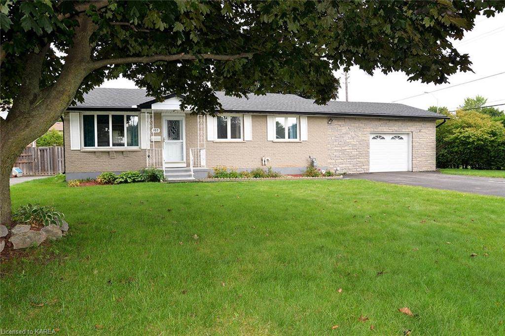 957 Pembridge Crescent - Photo 1
