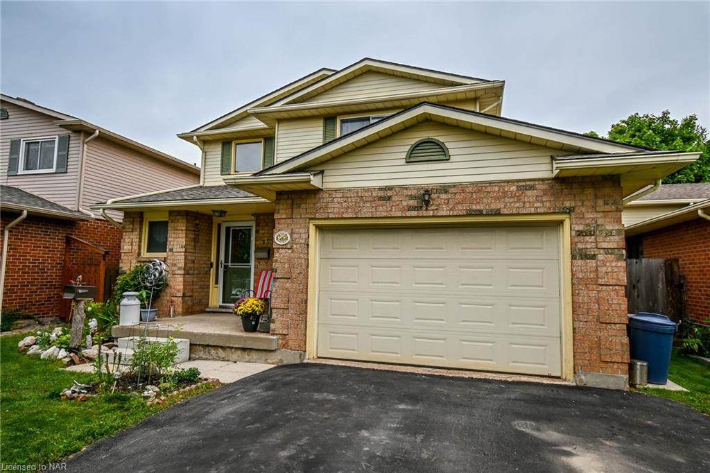 35 Capri Street - Photo 1
