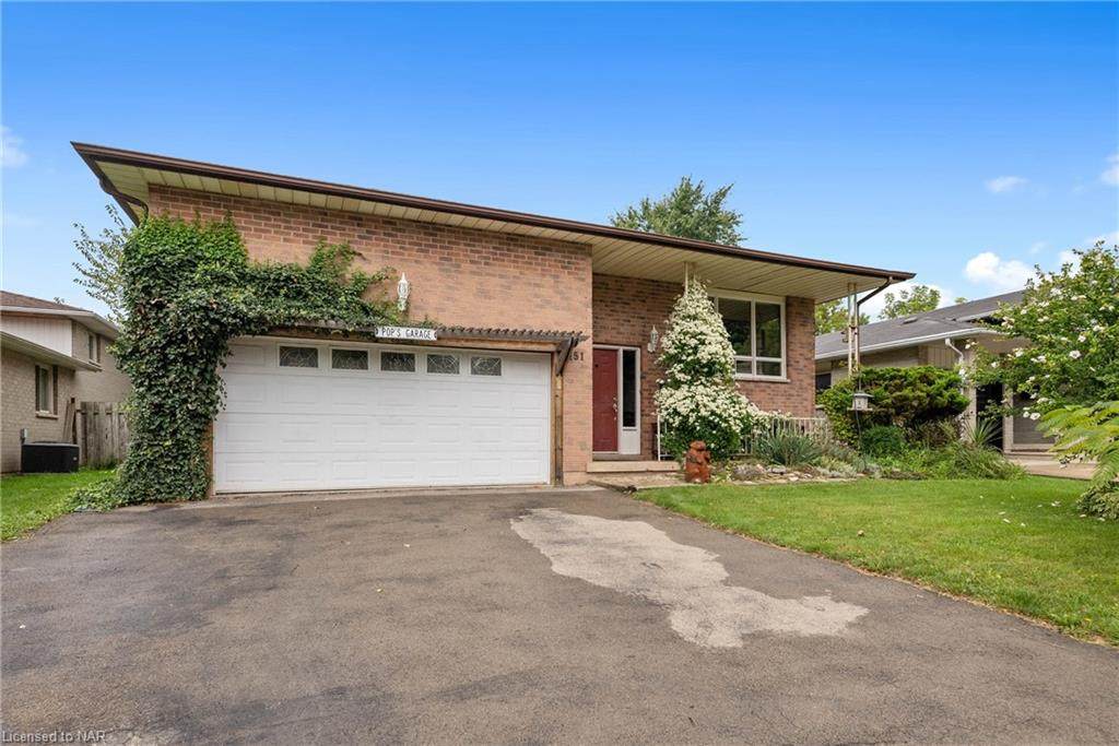 151 Chapel Hill Crescent - Photo 1