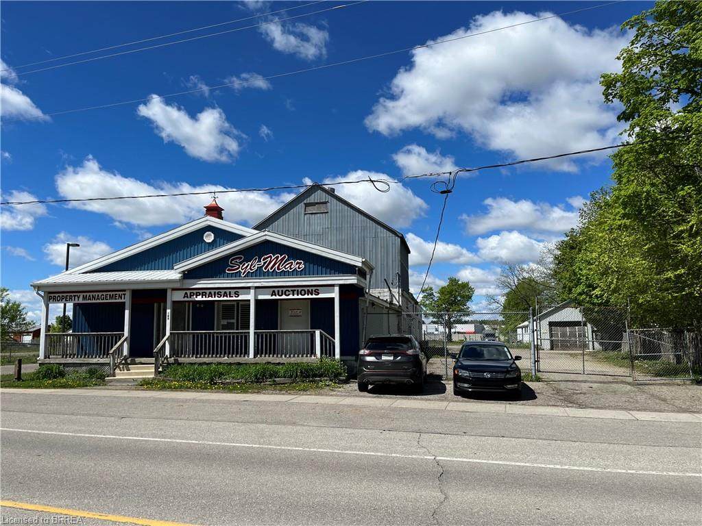 369 1/2 Maple Avenue - Photo 1