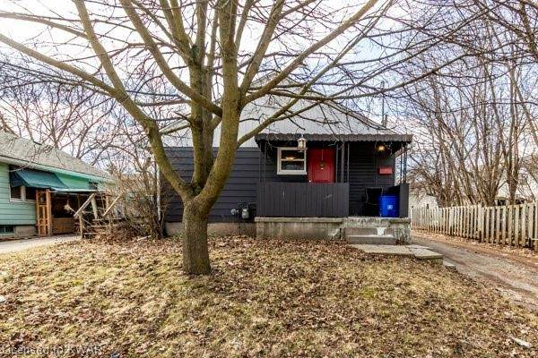 43 Hickory Street - Photo 1