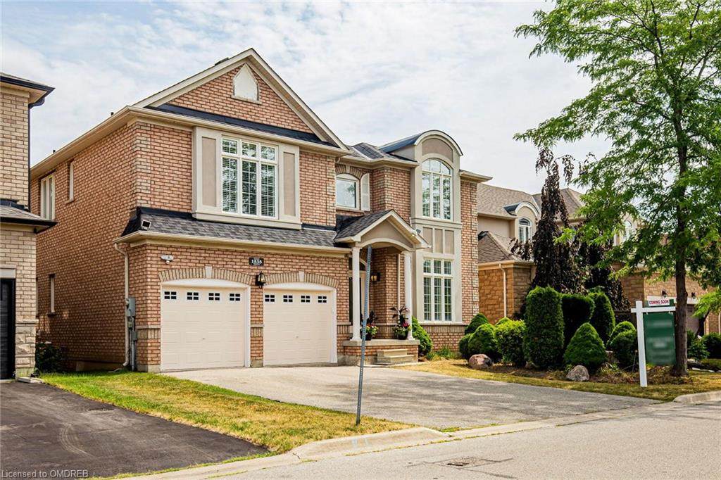 1535 Stewart Crescent - Photo 1