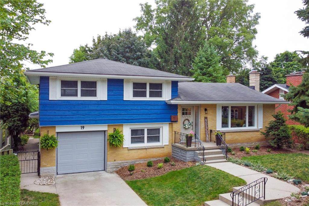 19 Highland Crescent - Photo 1