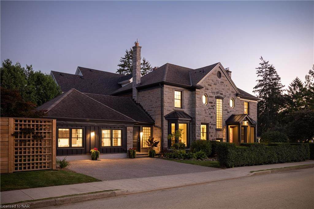 47 Hillcrest Avenue - Photo 1