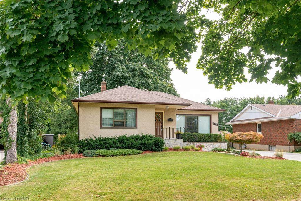572 Geneva Street - Photo 1