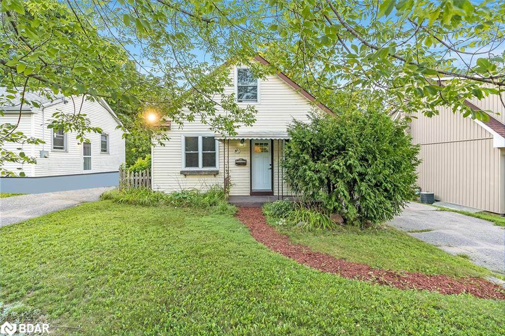 34 Adelaide Street - Photo 1