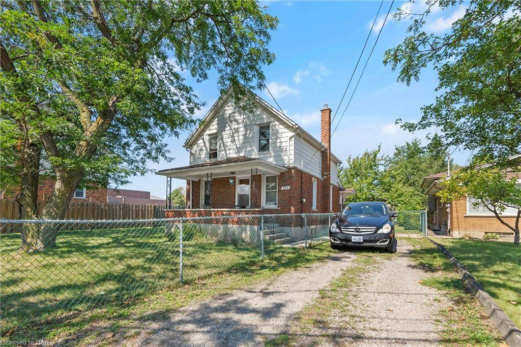371 Carlton Street - Photo 1