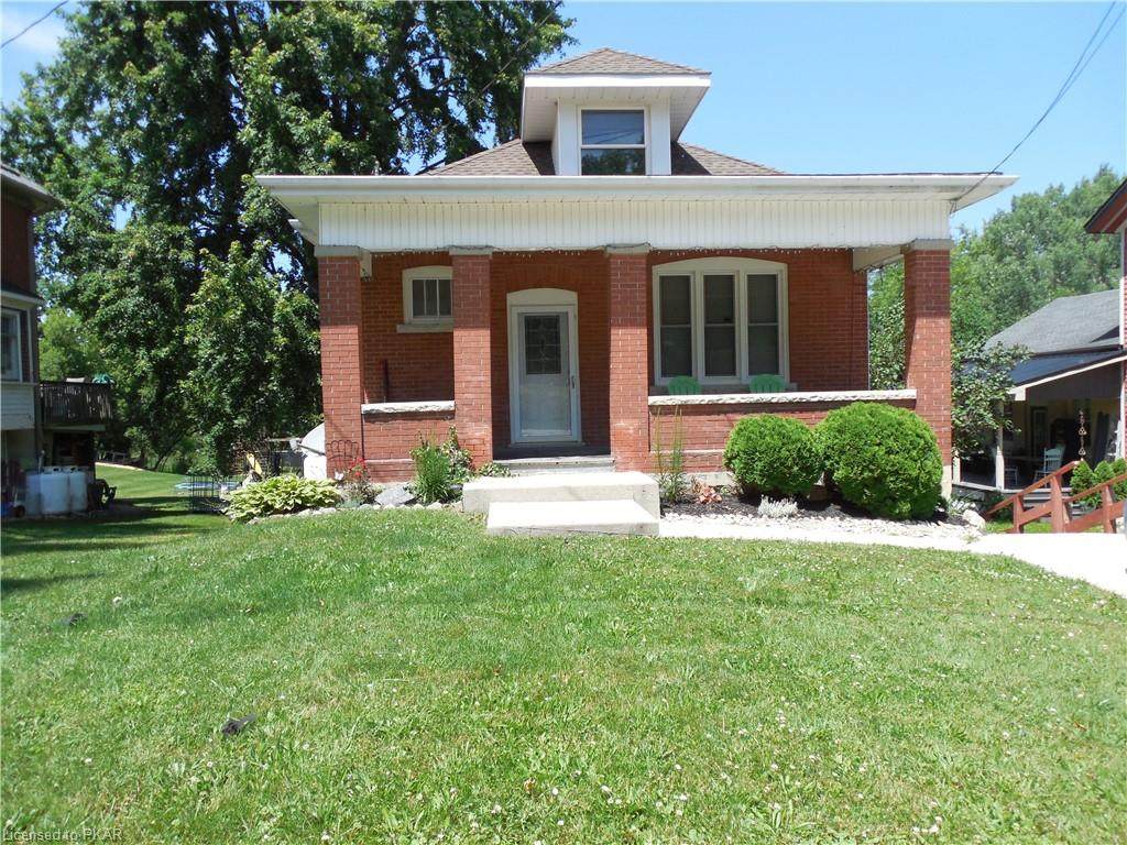 4 Concession 6 - Photo 1