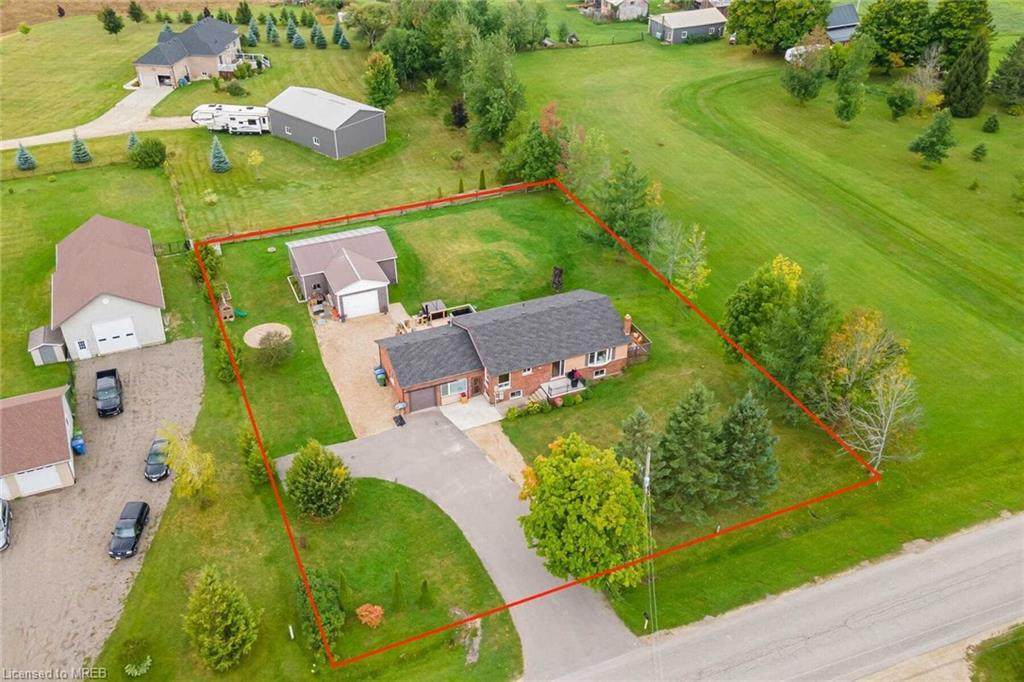 752248 Ida Street - Photo 1