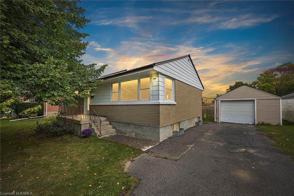 250 Lakeview Avenue - Photo 1