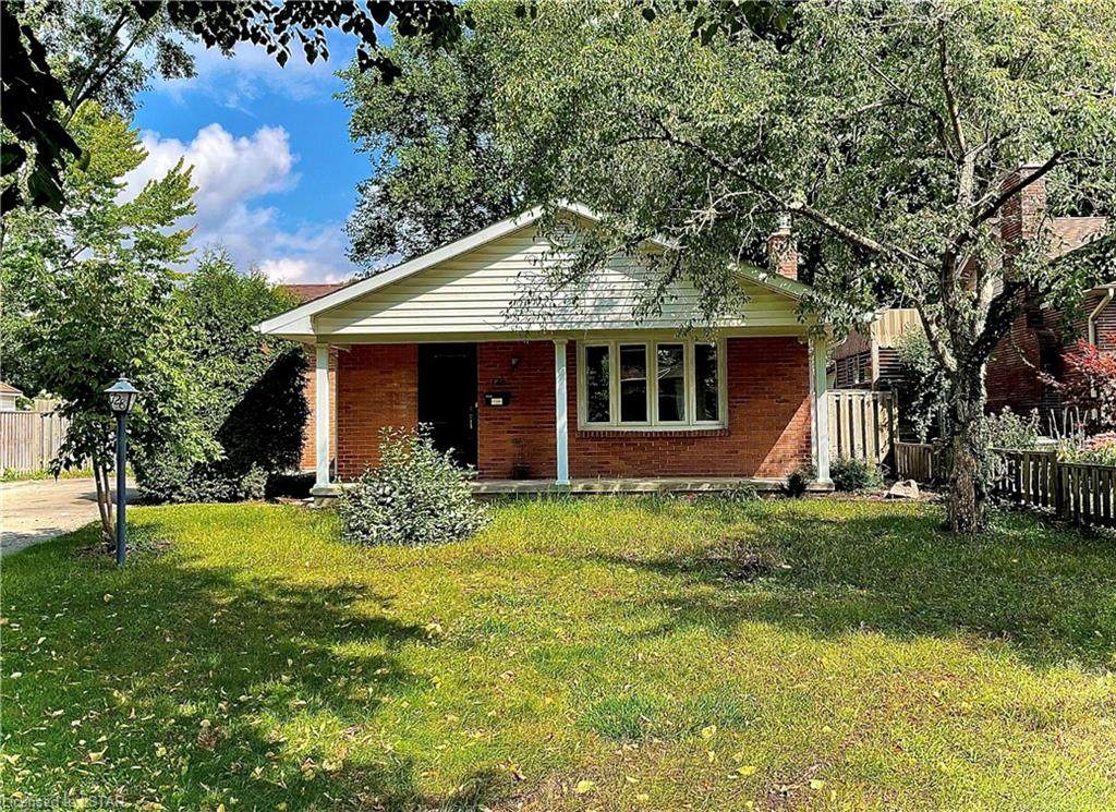 728 Algoma Avenue - Photo 1