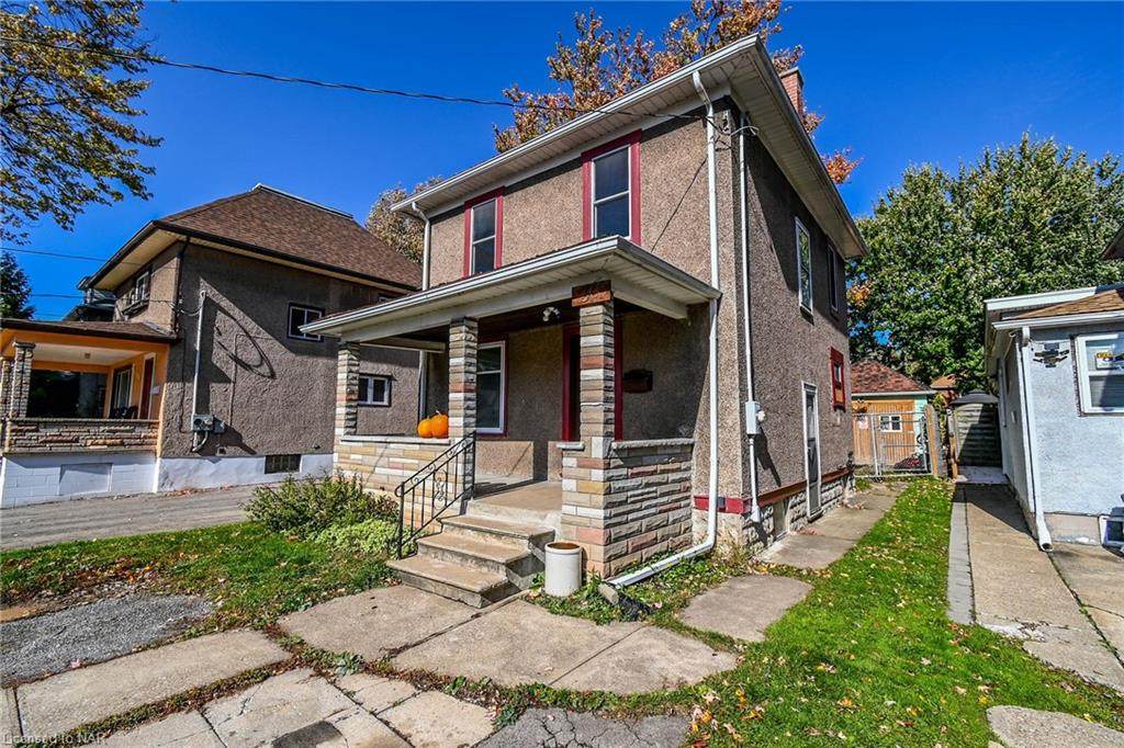 30 Albert Street - Photo 1