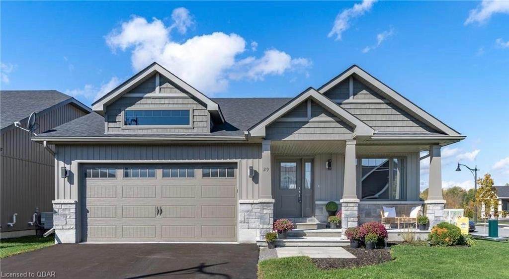 29 Stirling Crescent - Photo 1