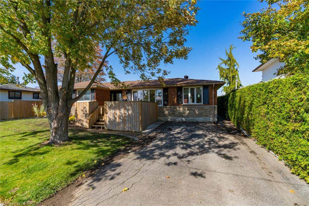 52 Confederation Drive - Photo 1