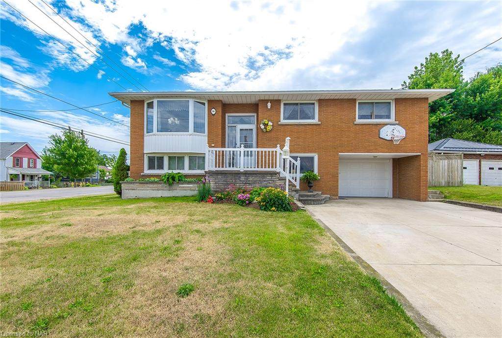 94 Borden Avenue - Photo 1