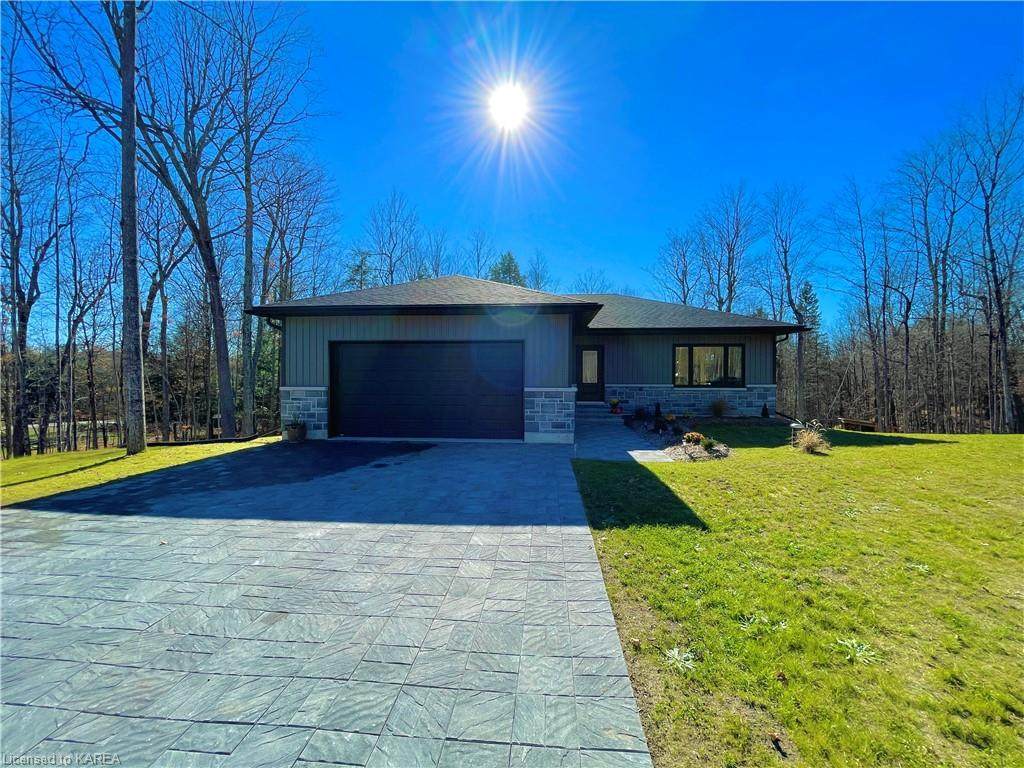 195 Maple Street - Photo 1