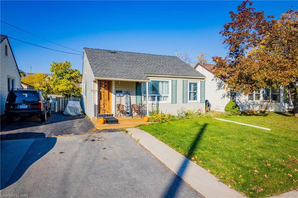 4407 Fifth Avenue - Photo 1