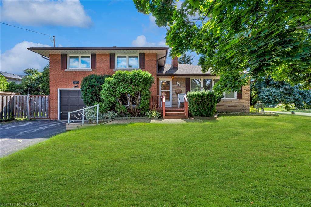 248 Wales Crescent - Photo 1