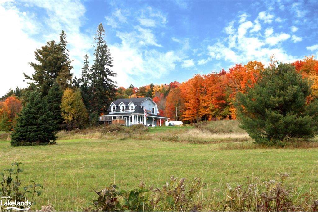 560 Rowanwood Road - Photo 1