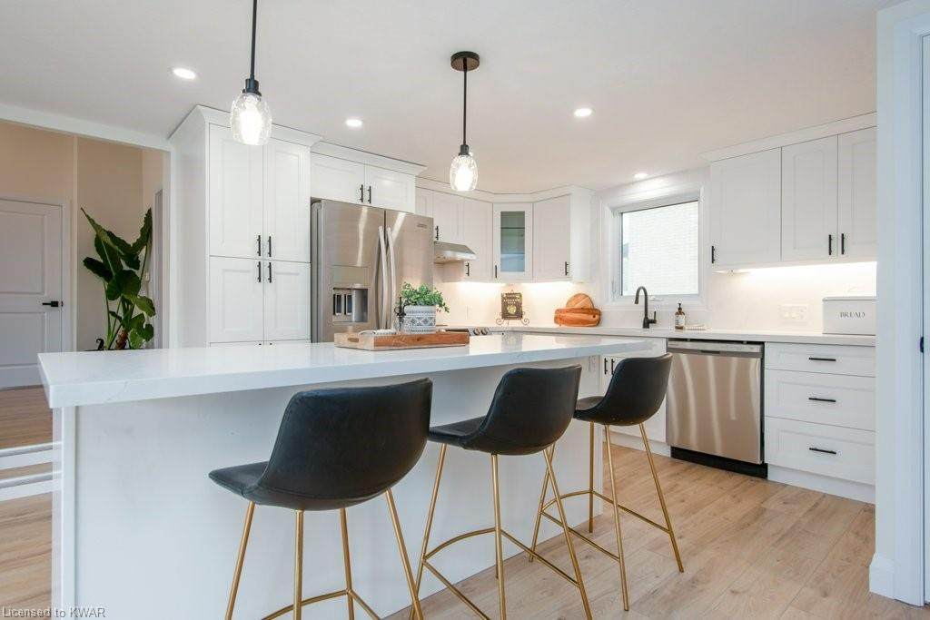 82 Hendershot Street - Photo 1