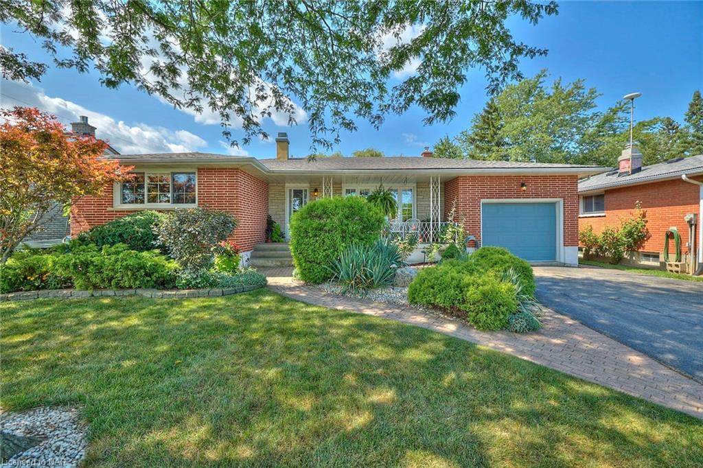 27 Woodcrest Drive - Photo 1