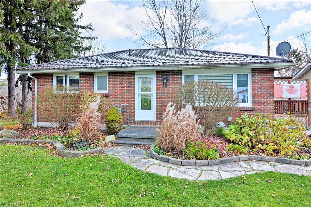 10 Woodland Road - Photo 1