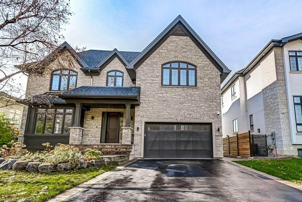 2194 Haygate Crescent - Photo 1