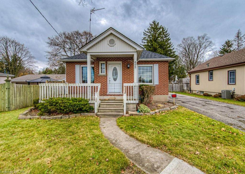 495 Vincent Street - Photo 1
