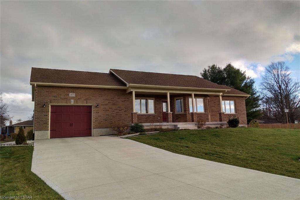4975 Mervis Crescent - Photo 1
